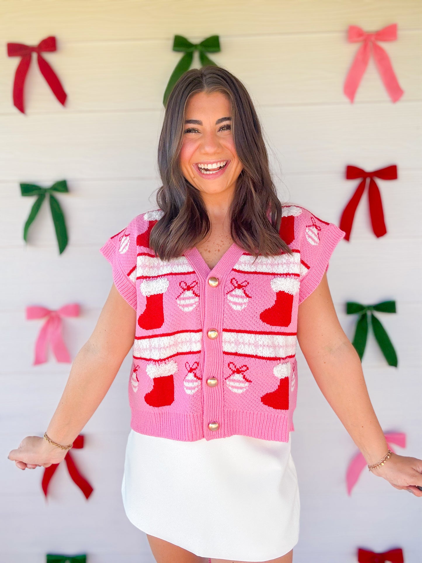 CHRISTMAS ORNAMENT KNIT VEST TOP