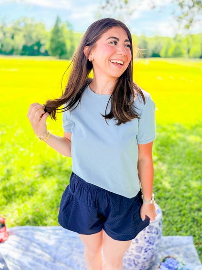 SCALLOP EDGE BASIC TEE - DUSTY BLUE
