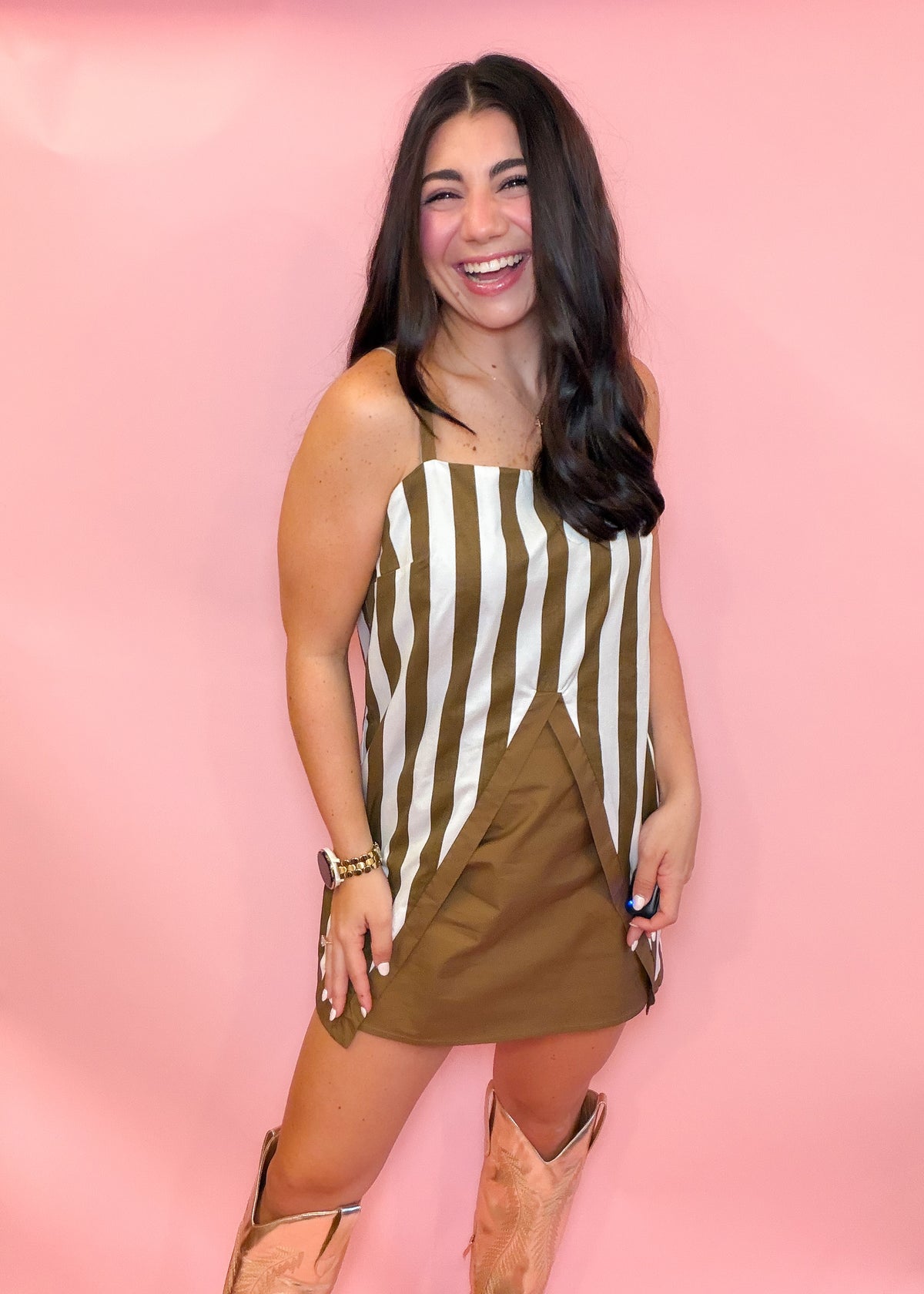STRIPED CAMI TOP WITH SPLIT + A-LINE MINI SKORT - BROWN
