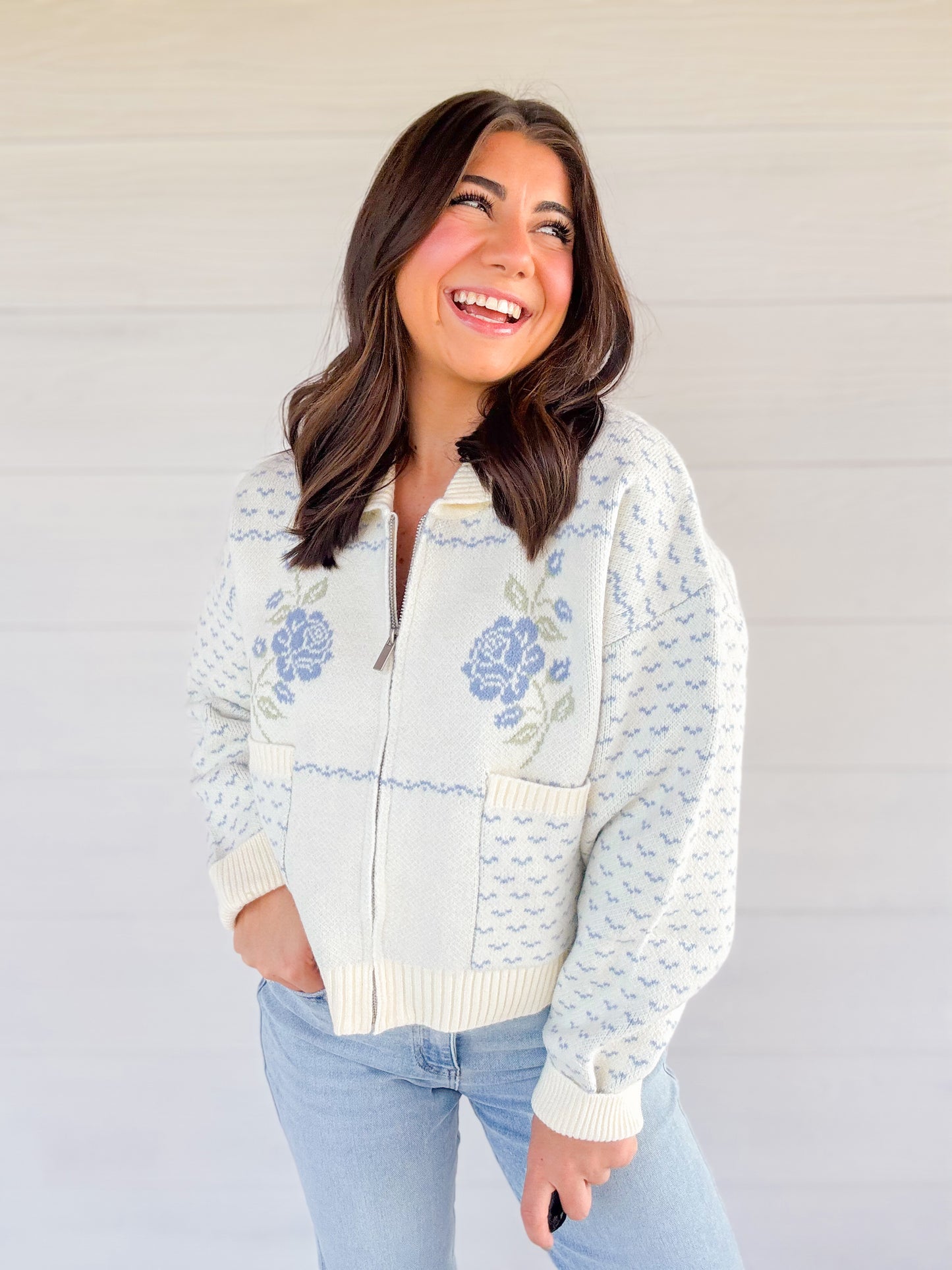 ROSE JACQUARD KNIT ZIP UP JACKET - BLUE