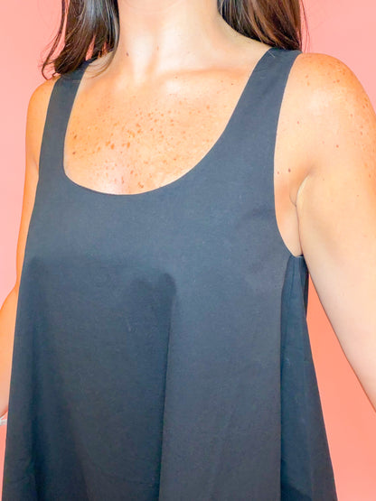 SLEEVELESS SWING DRESS - BLACK