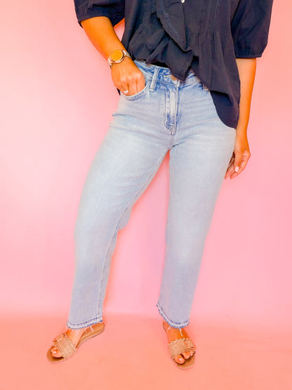 MID RISE CROP SLIM WIDE DENIM
