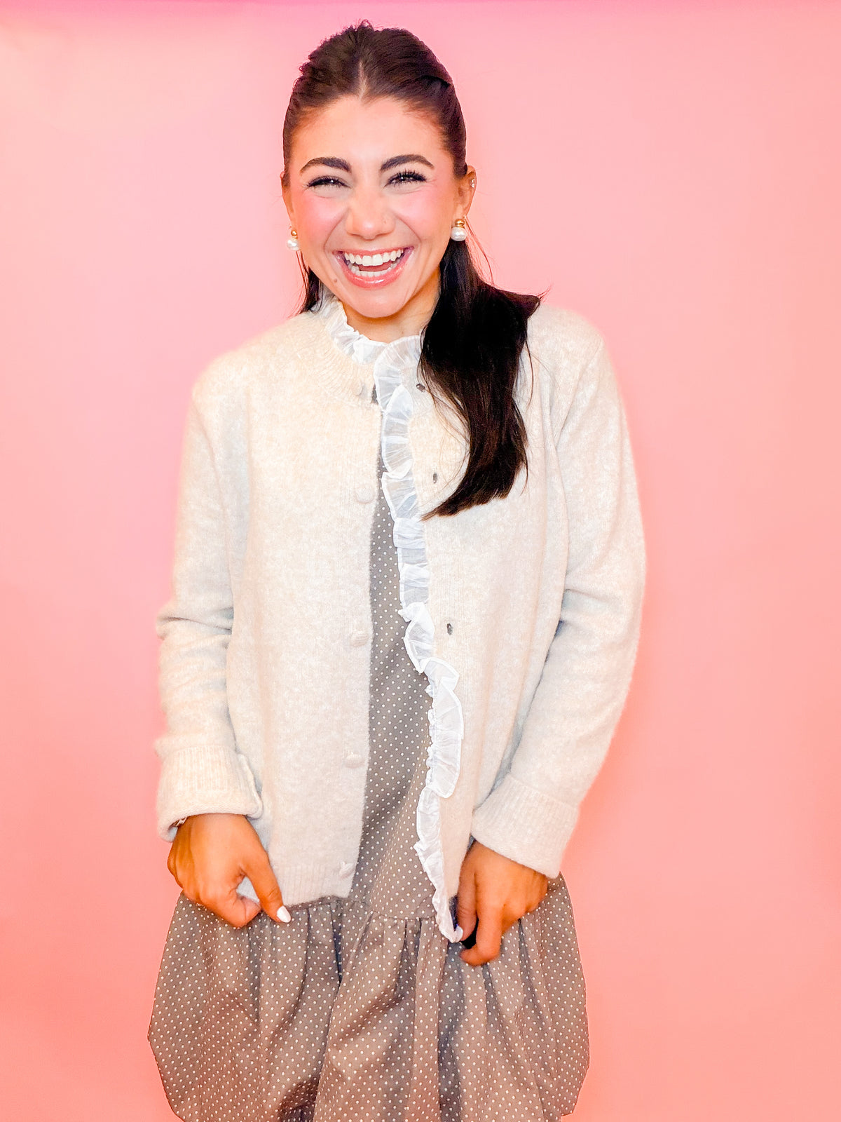 RUFFLE DETAIL SWEATER JACKET - LT TAUPE