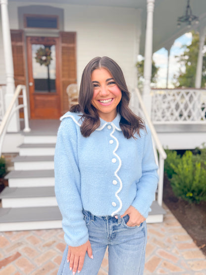 FLUFFY SCALLOP EDGE KNIT CARDIGAN