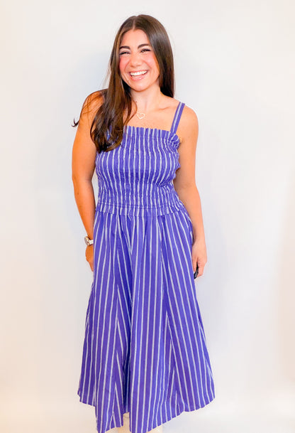 STRIPED MIDI DRESS WITH SMOCKED BODICE