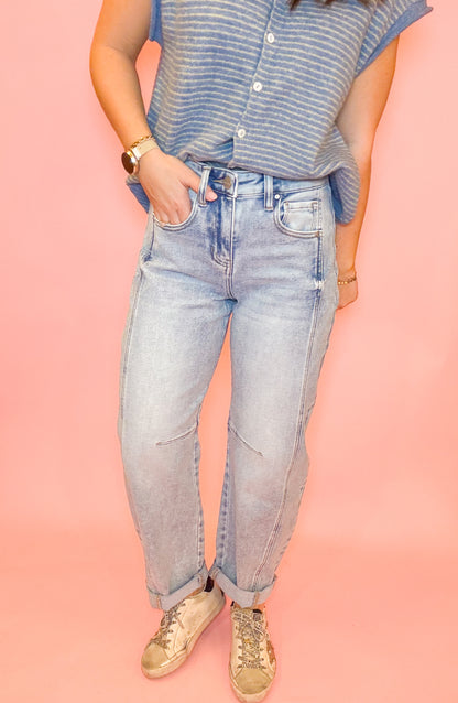 HIGH RISE CROP BARREL CUFFED JEANS
