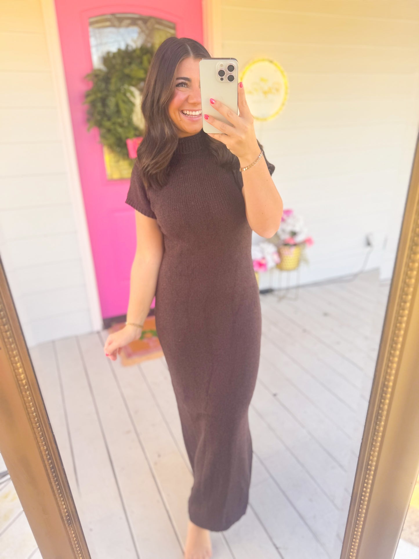 SHORT SLEEVE SWEATER MIDI DRESS