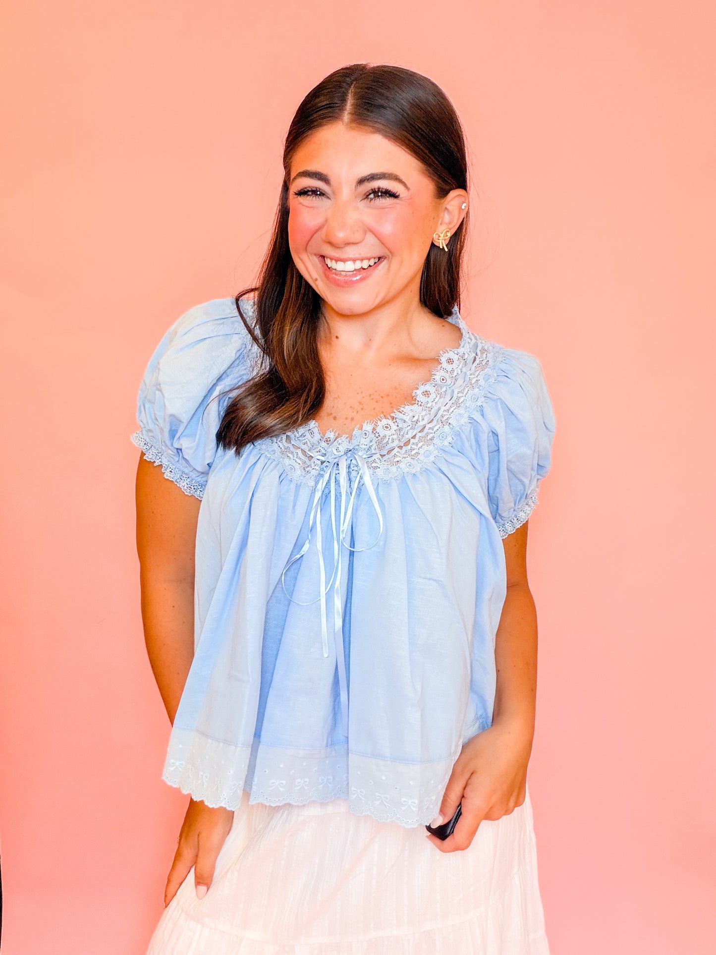 LACE TRIM SHORT SLEEVE TOP - BLUE