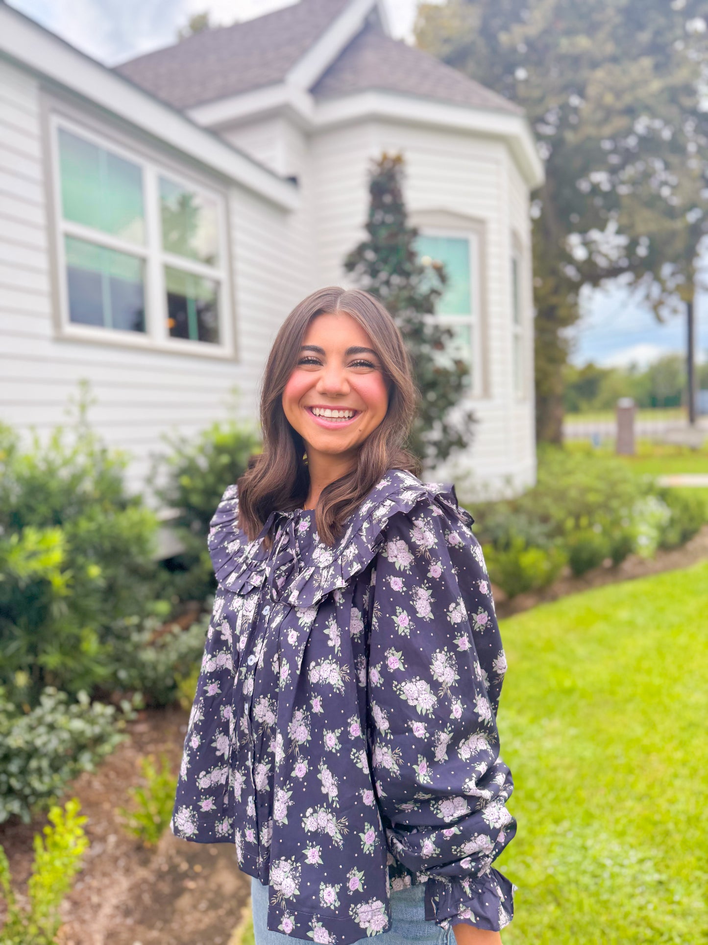 PETER PAN COLLAR SHIRT