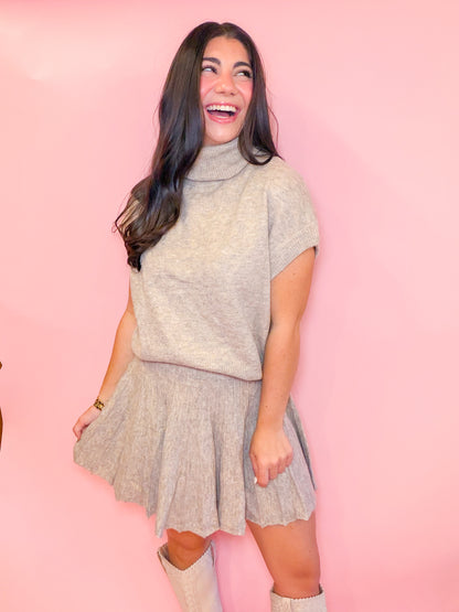 TURTLENECK TOP + PLEATED SKIRT SET - TAUPE