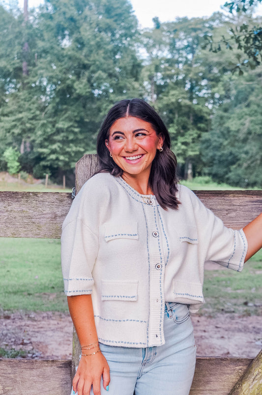 STITCHED BUTTON SHORT SLEEVE CARDIGAN
