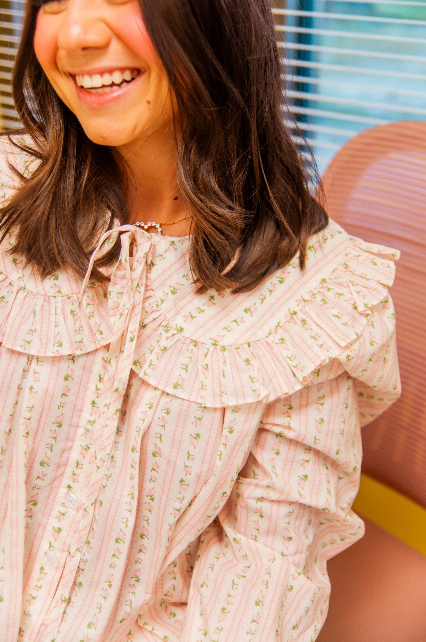 CLASS PICTURE COLLAR TOP