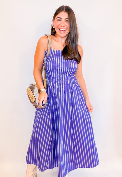 STRIPED MIDI DRESS WITH SMOCKED BODICE