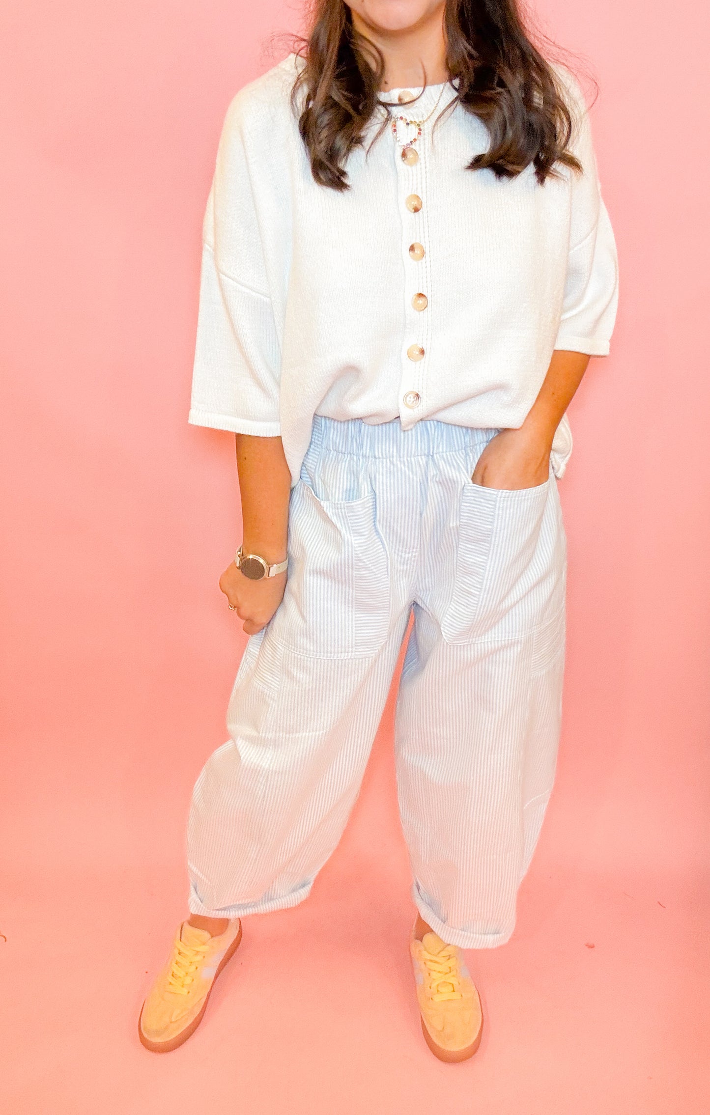 STRIPED OXFORD WIDE POCKET BARREL PANTS