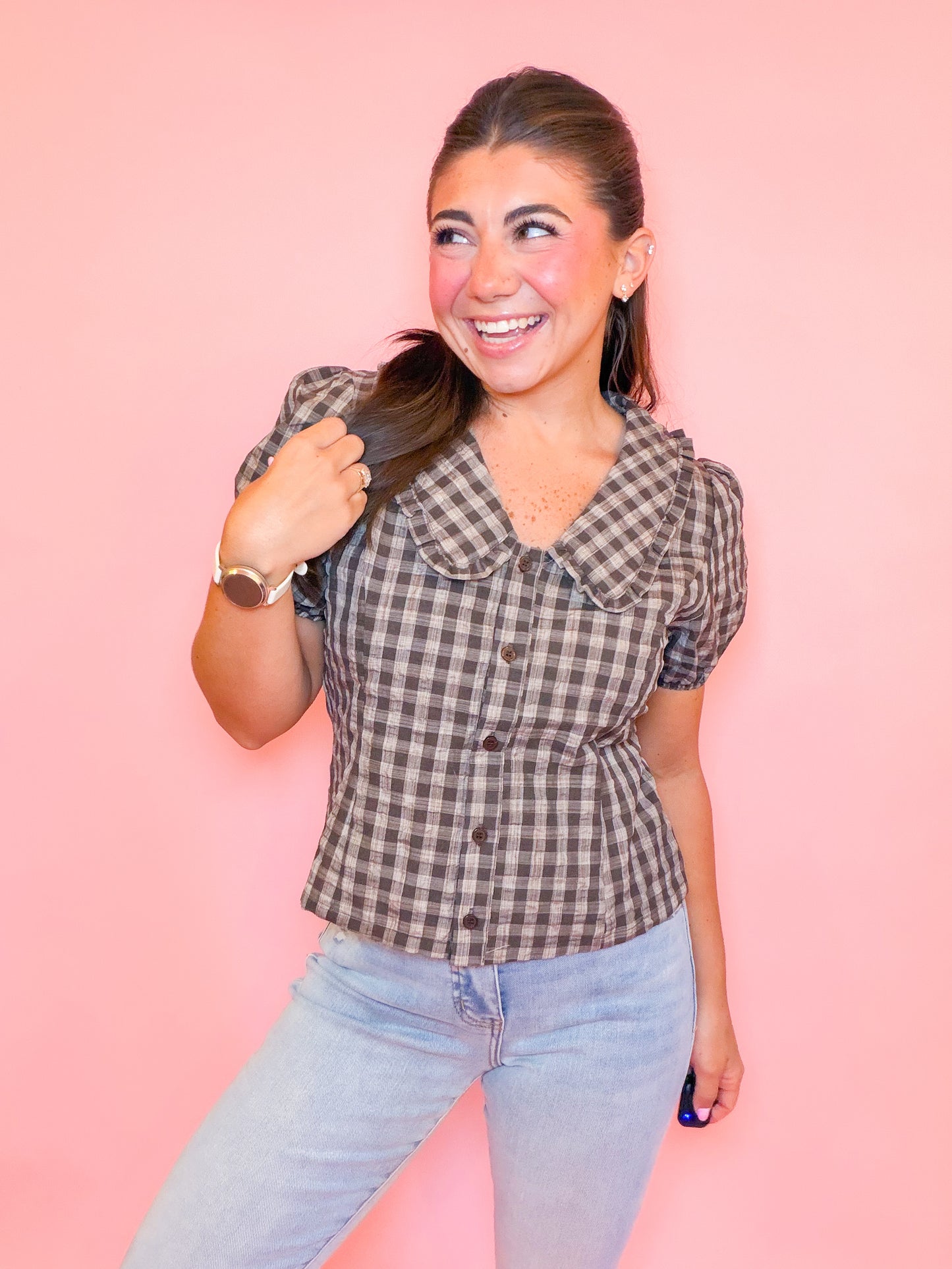 RUFFLE COLLAR GINGHAM BUTTON TOP