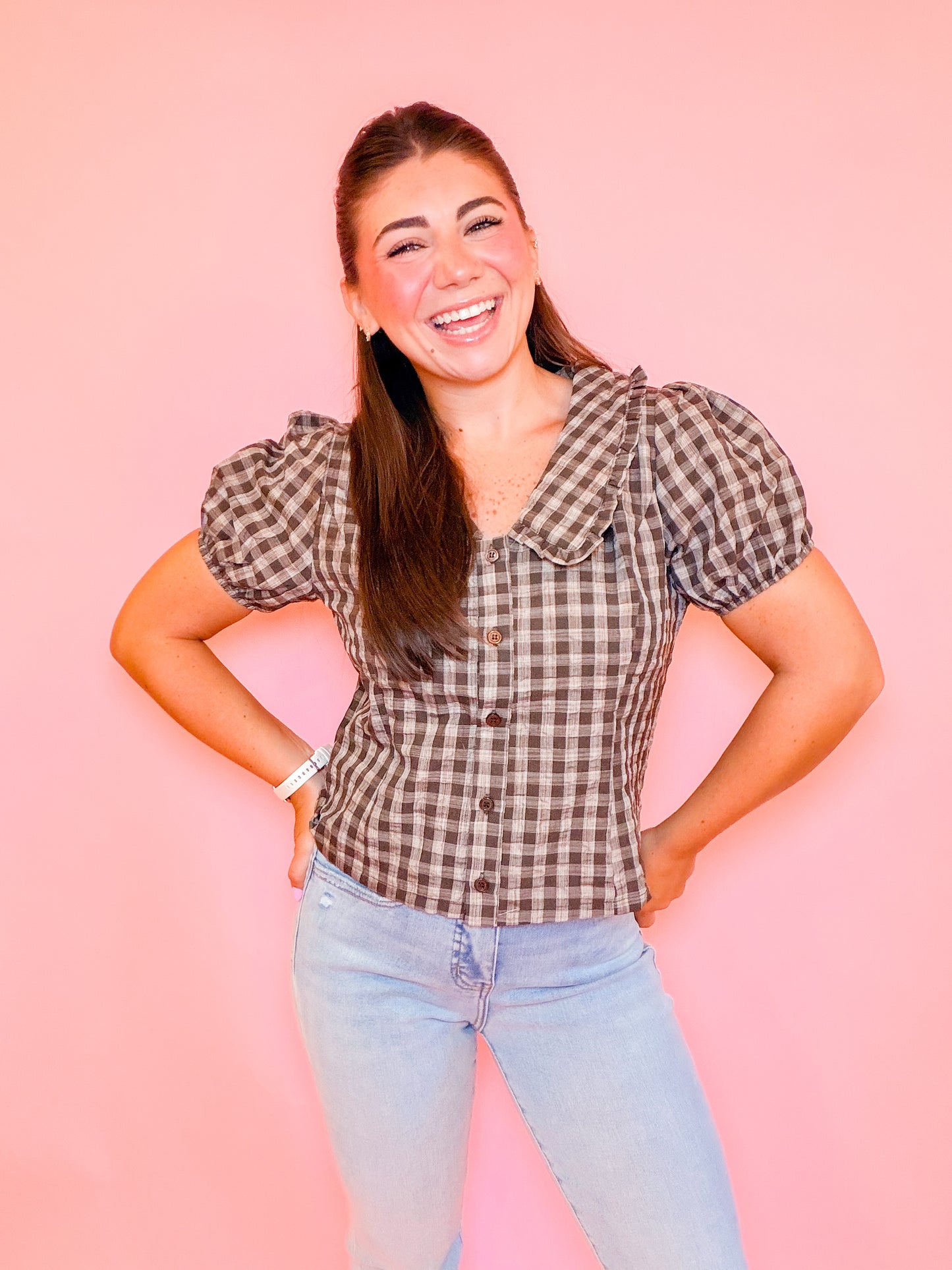 RUFFLE COLLAR GINGHAM BUTTON TOP