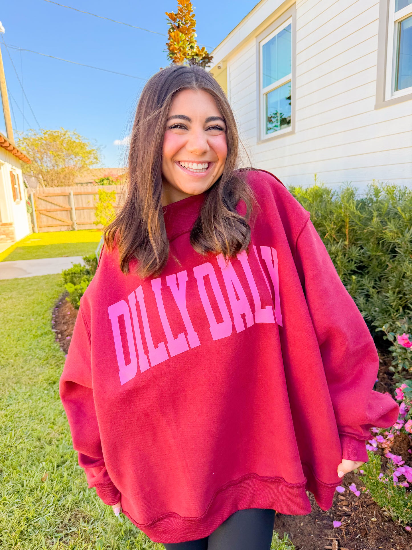 DILLY DALLY MOCKNECK SWEATSHIRT - BURGUNDY