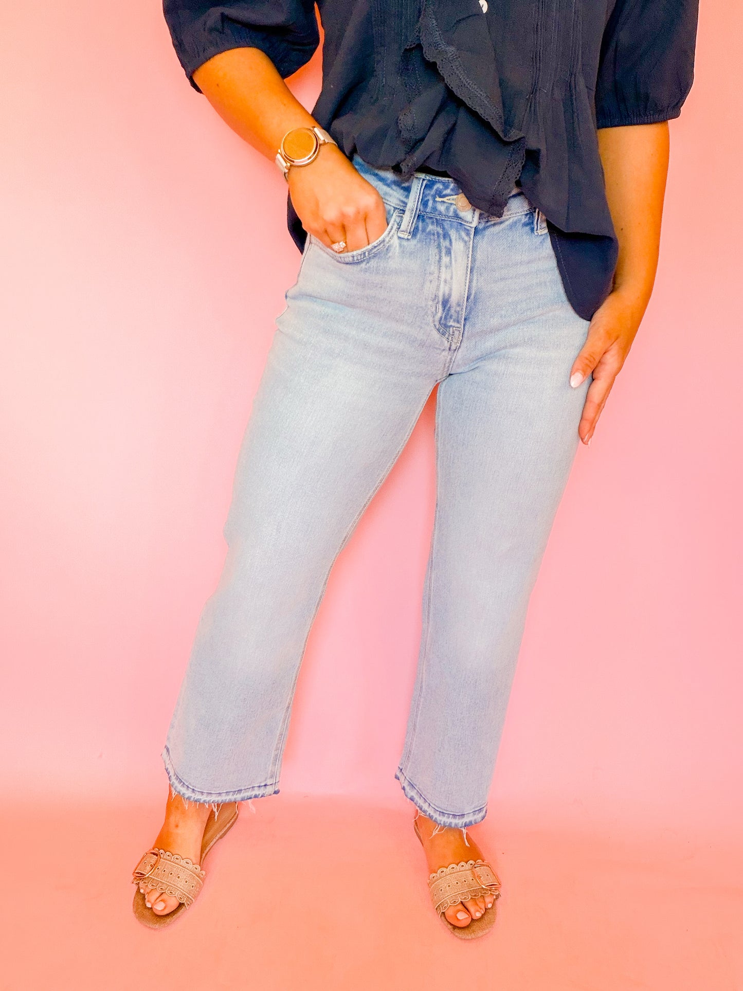 MID RISE CROP SLIM WIDE DENIM