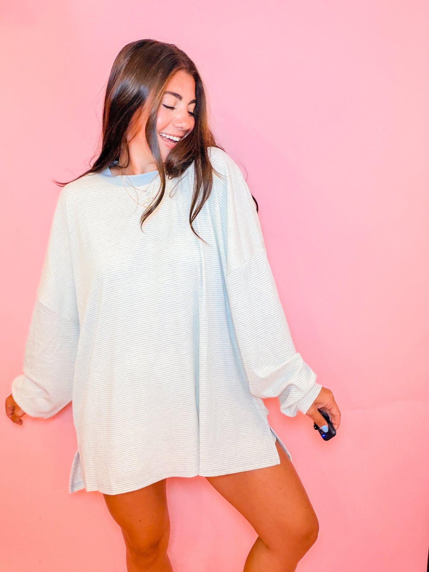 STRIPE RIBBED OVERSIZED TOP - BABY BLUE