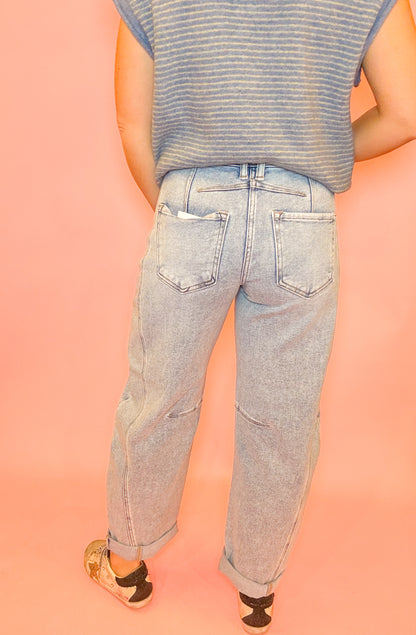 HIGH RISE CROP BARREL CUFFED JEANS