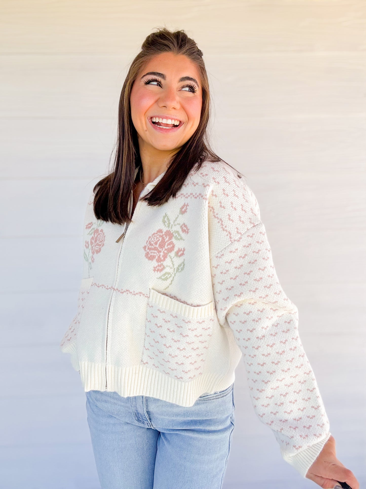 ROSE JACQUARD KNIT ZIP UP JACKET - PINK