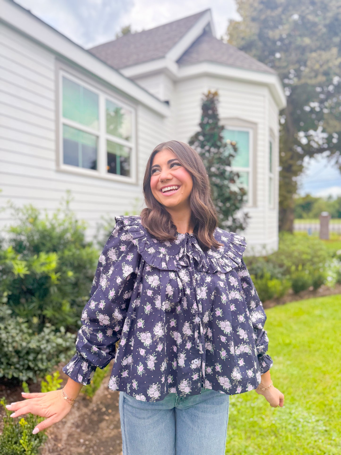 PETER PAN COLLAR SHIRT