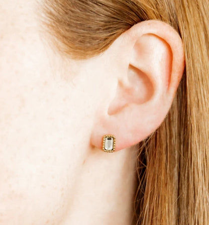 SCREWBACK STUD EARRINGS - MADISON GOLD CLEAR