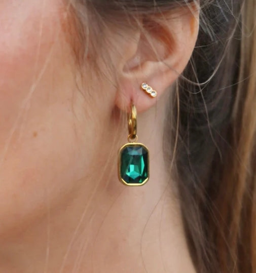 SCREWBACK STUD EARRINGS - POPPY