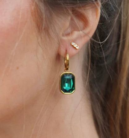 SCREWBACK STUD EARRINGS - POPPY